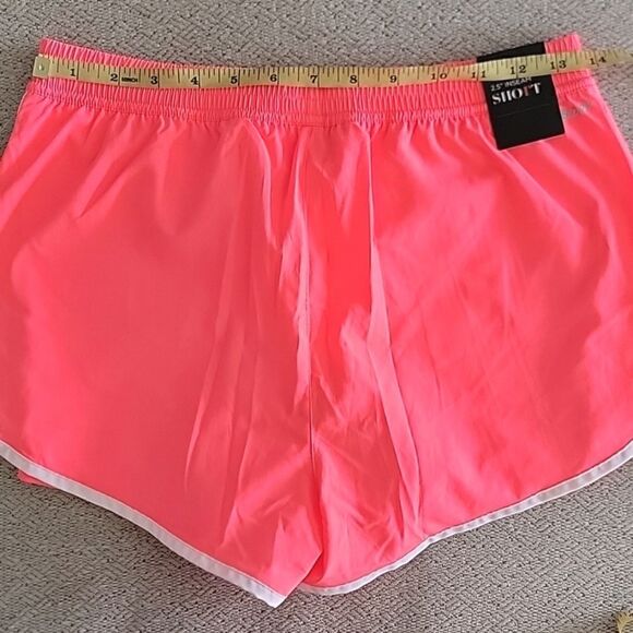 New Balance Accelerate Flouresent Pink 2.5" Running Athletic Shorts - Size Small - Picture 7 of 11